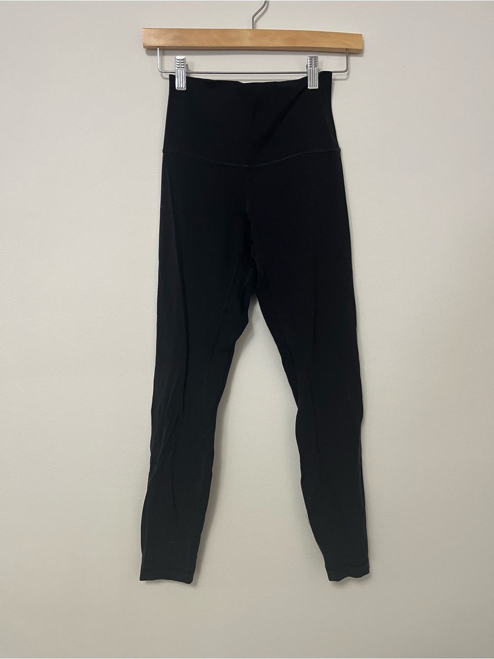 Lululemon Align Leggings in Black Size 4